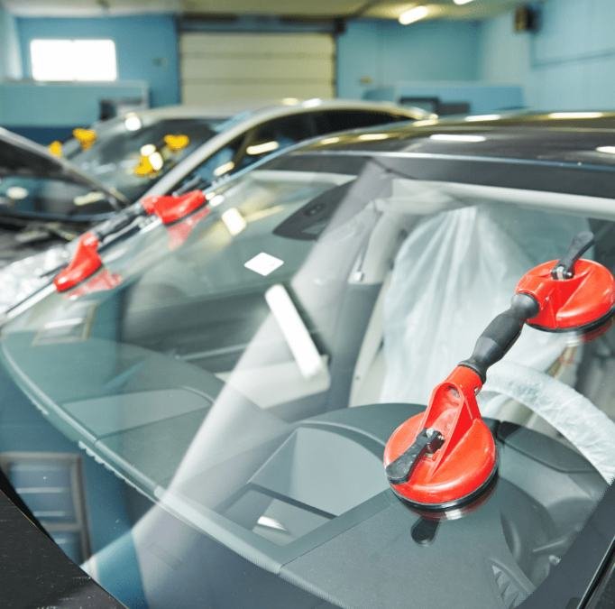 Reliable Car Glass Repair Service Dubai